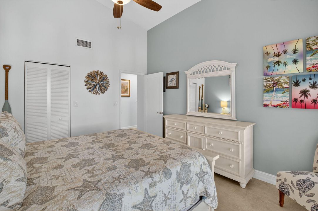 Active With Contract: $3,000 (2 beds, 2 baths, 1598 Square Feet)