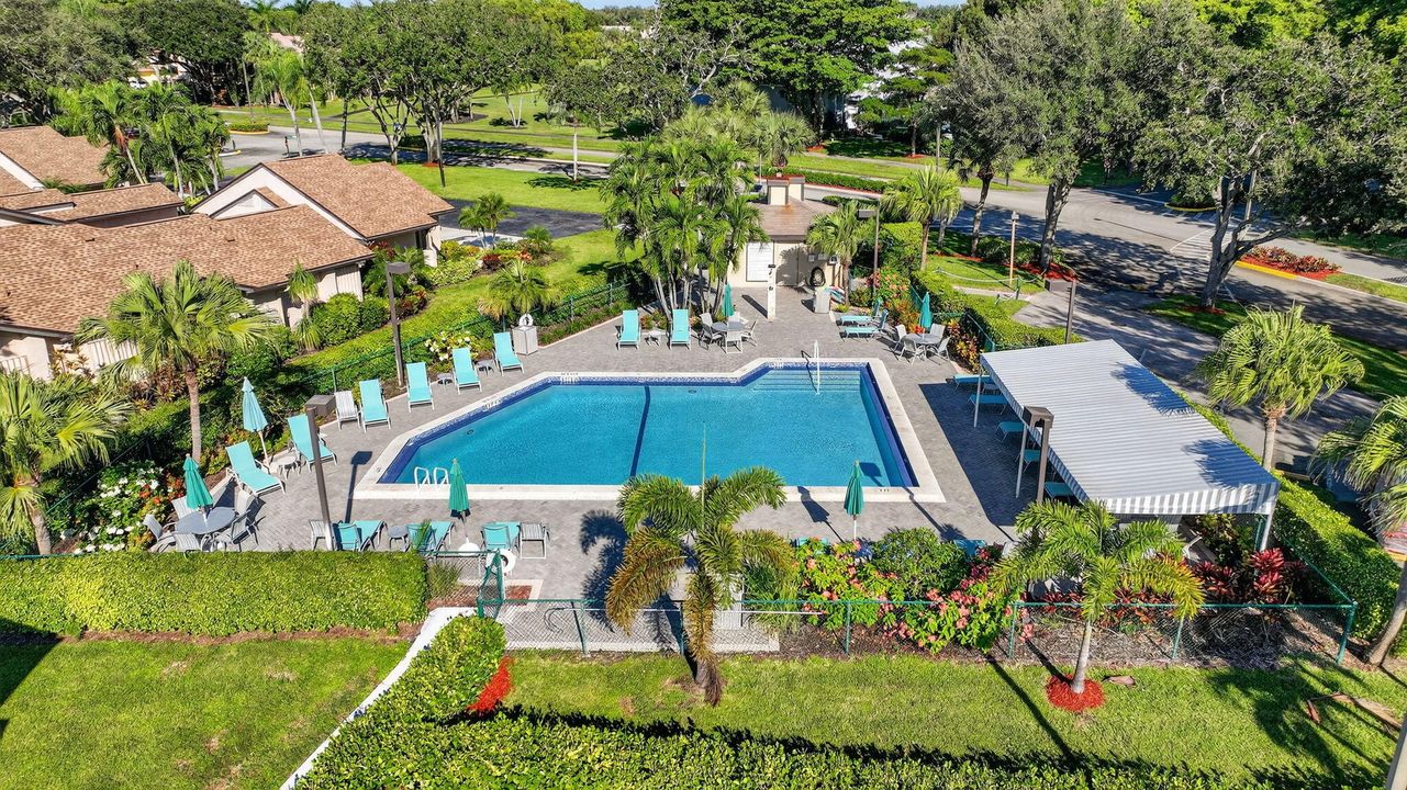 Active With Contract: $3,000 (2 beds, 2 baths, 1598 Square Feet)