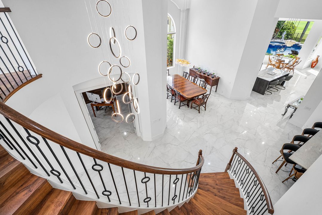 For Sale: $3,495,000 (5 beds, 5 baths, 4497 Square Feet)