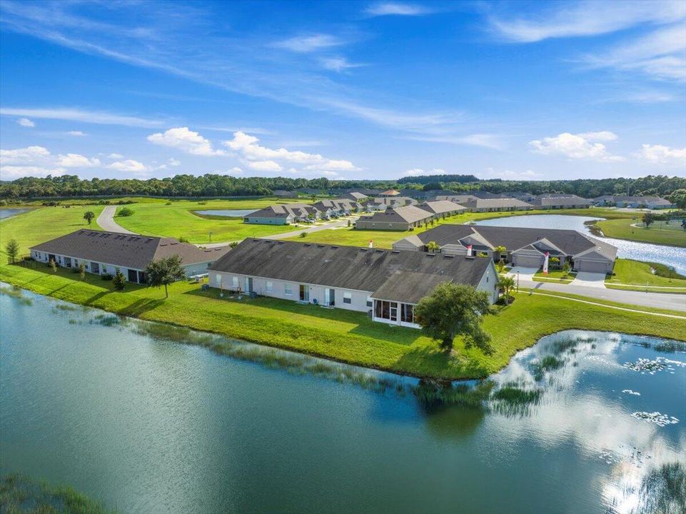 合同活跃: $310,000 (3 贝兹, 2 浴室, 1985 平方英尺)