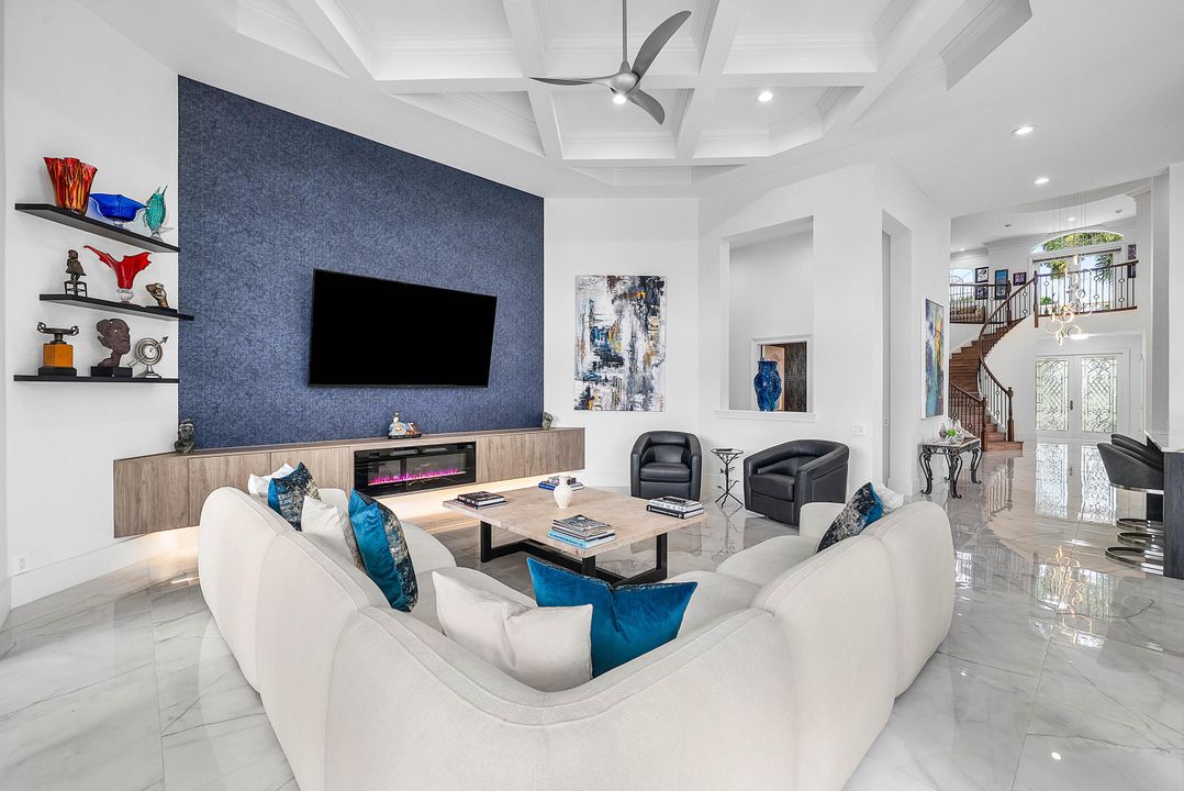 For Sale: $3,495,000 (5 beds, 5 baths, 4497 Square Feet)