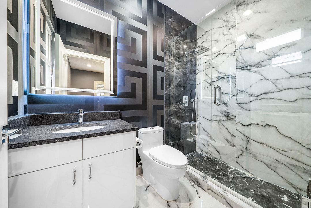 For Sale: $3,495,000 (5 beds, 5 baths, 4497 Square Feet)