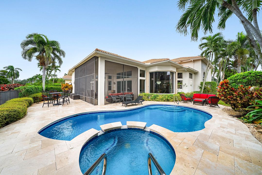 For Sale: $3,495,000 (5 beds, 5 baths, 4497 Square Feet)