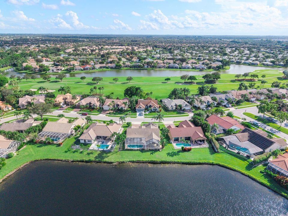 Active With Contract: $499,000 (3 beds, 3 baths, 2254 Square Feet)