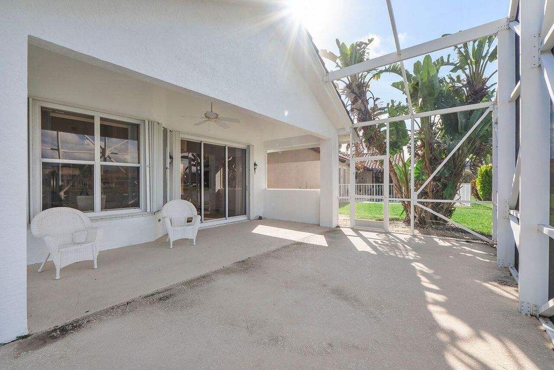 Active With Contract: $499,000 (3 beds, 3 baths, 2254 Square Feet)