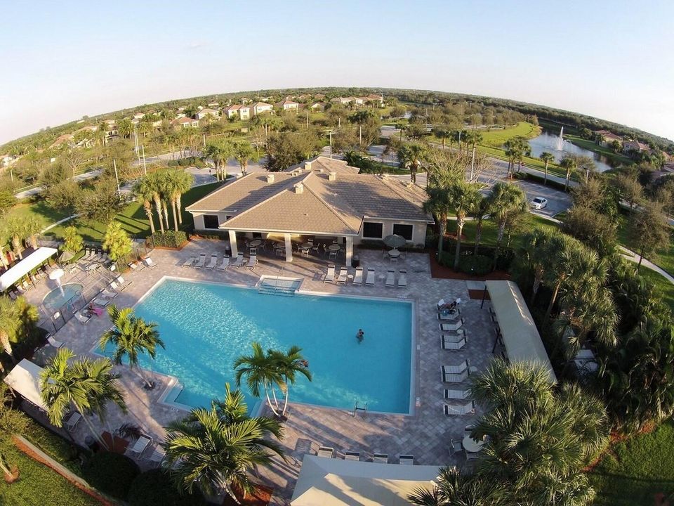 For Sale: $479,900 (4 beds, 3 baths, 2108 Square Feet)