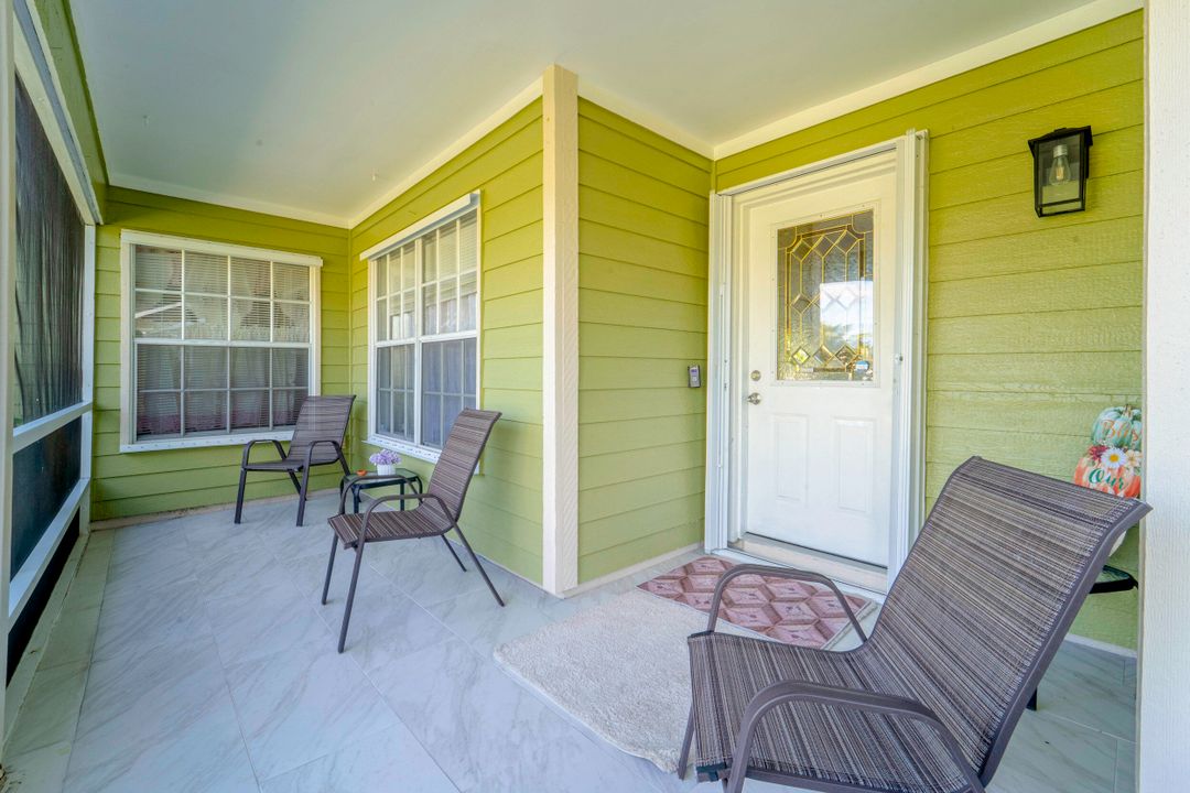 Под контрактом: $355,000 (3 спален, 2 ванн, 1628 Квадратных фут)