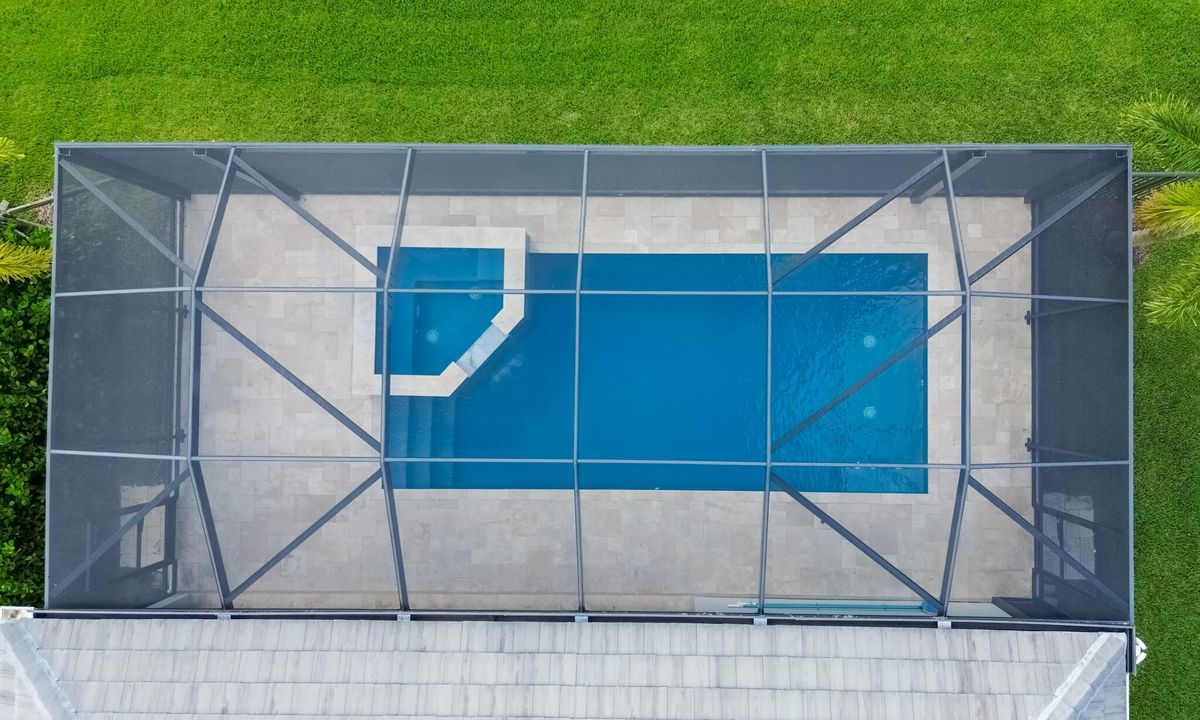 For Sale: $719,900 (3 beds, 2 baths, 2157 Square Feet)