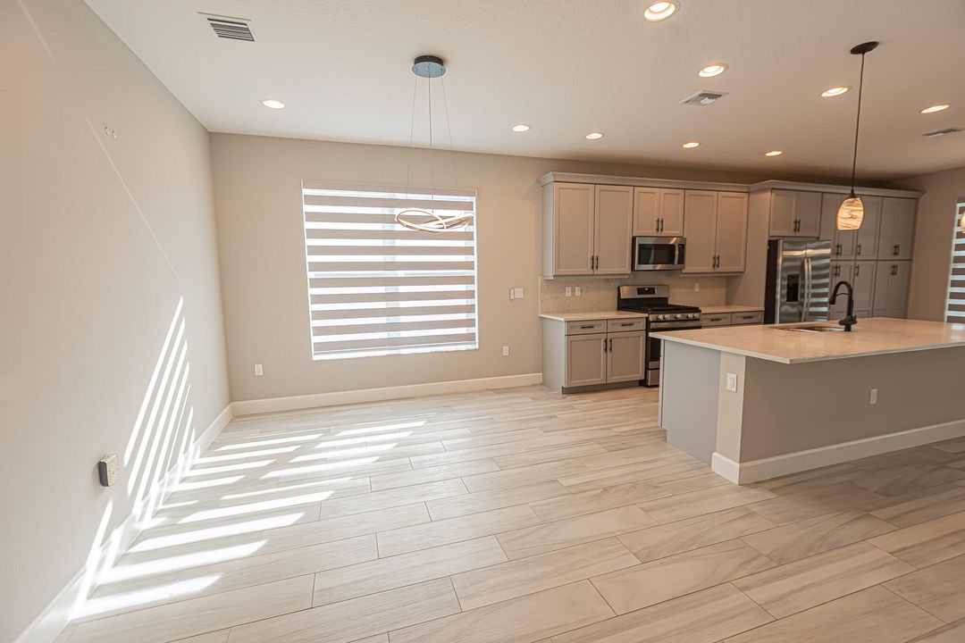 For Sale: $719,900 (3 beds, 2 baths, 2157 Square Feet)