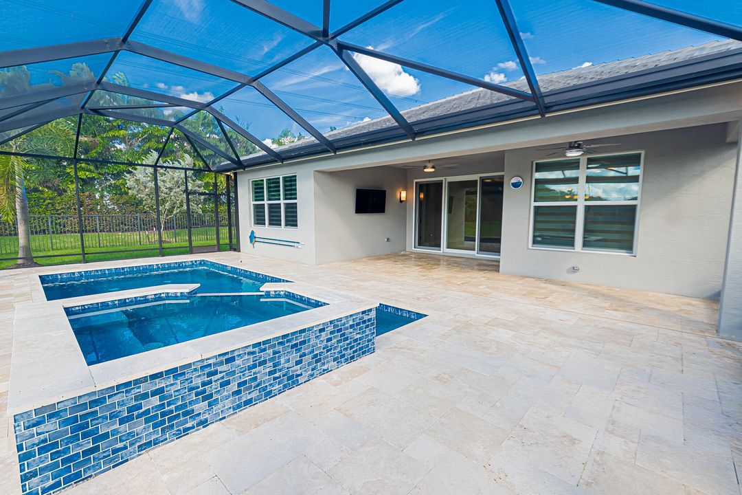 For Sale: $719,900 (3 beds, 2 baths, 2157 Square Feet)