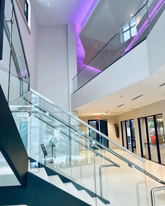 На продажу: $1,290,000 (4 спален, 2 ванн, 2709 Квадратных фут)