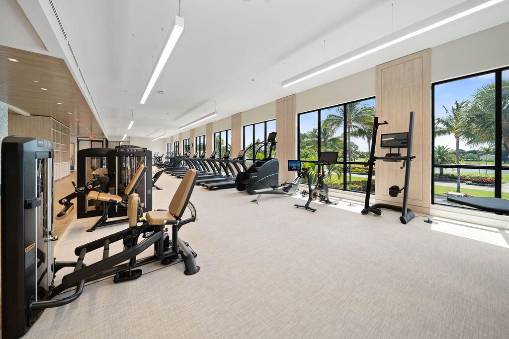 На продажу: $1,290,000 (4 спален, 2 ванн, 2709 Квадратных фут)