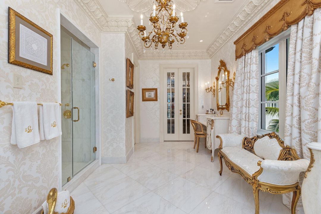 待售: $59,500,000 (5 贝兹, 6 浴室, 8723 平方英尺)