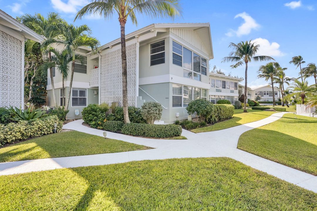 В аренду: $12,000 (2 спален, 2 ванн, 1084 Квадратных фут)