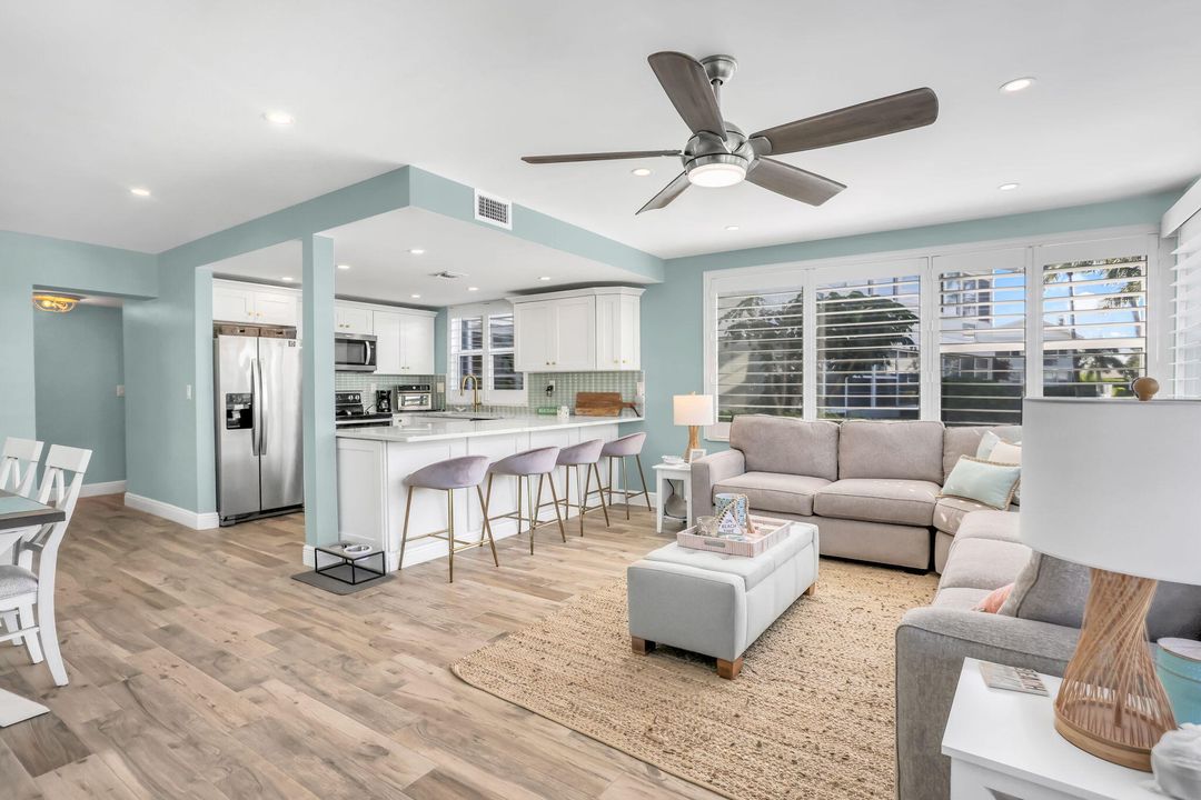 В аренду: $12,000 (2 спален, 2 ванн, 1084 Квадратных фут)