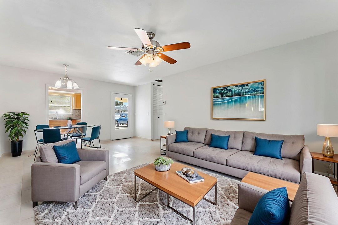 For Sale: $99,000 (1 beds, 1 baths, 612 Square Feet)