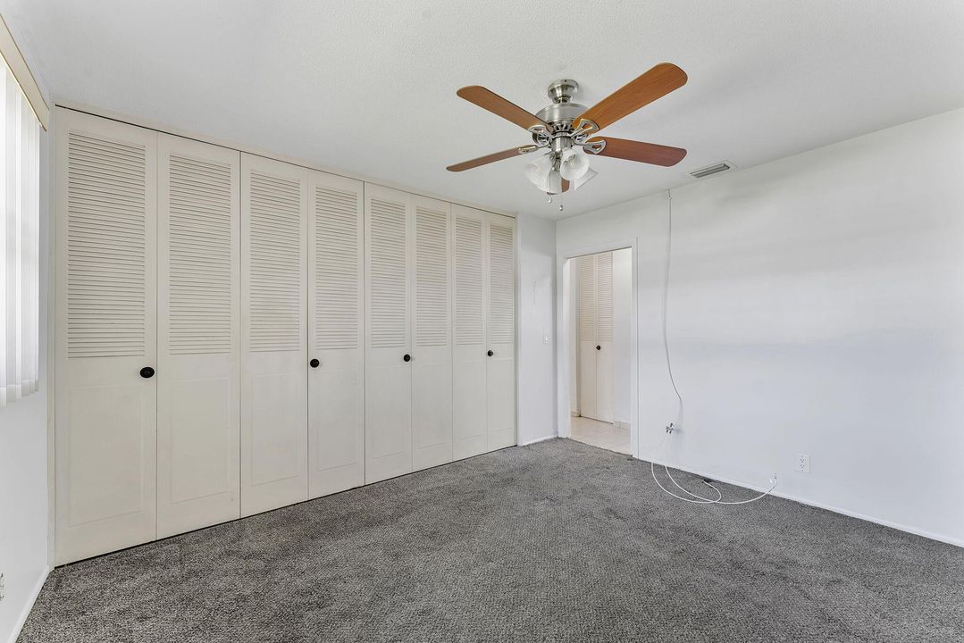 For Sale: $99,000 (1 beds, 1 baths, 612 Square Feet)