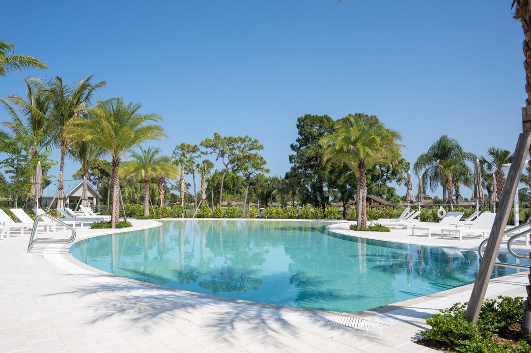 For Sale: $945,000 (2 beds, 2 baths, 2887 Square Feet)