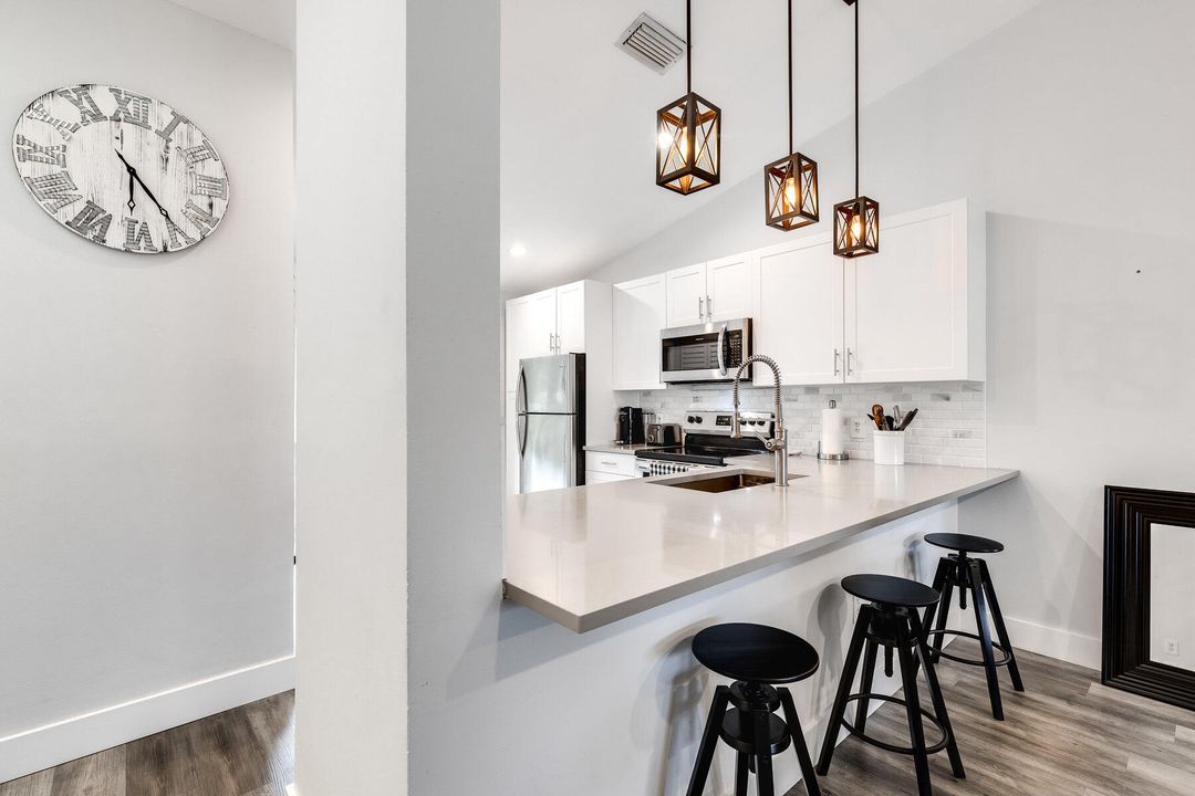 For Rent: $5,000 (3 beds, 2 baths, 1300 Square Feet)