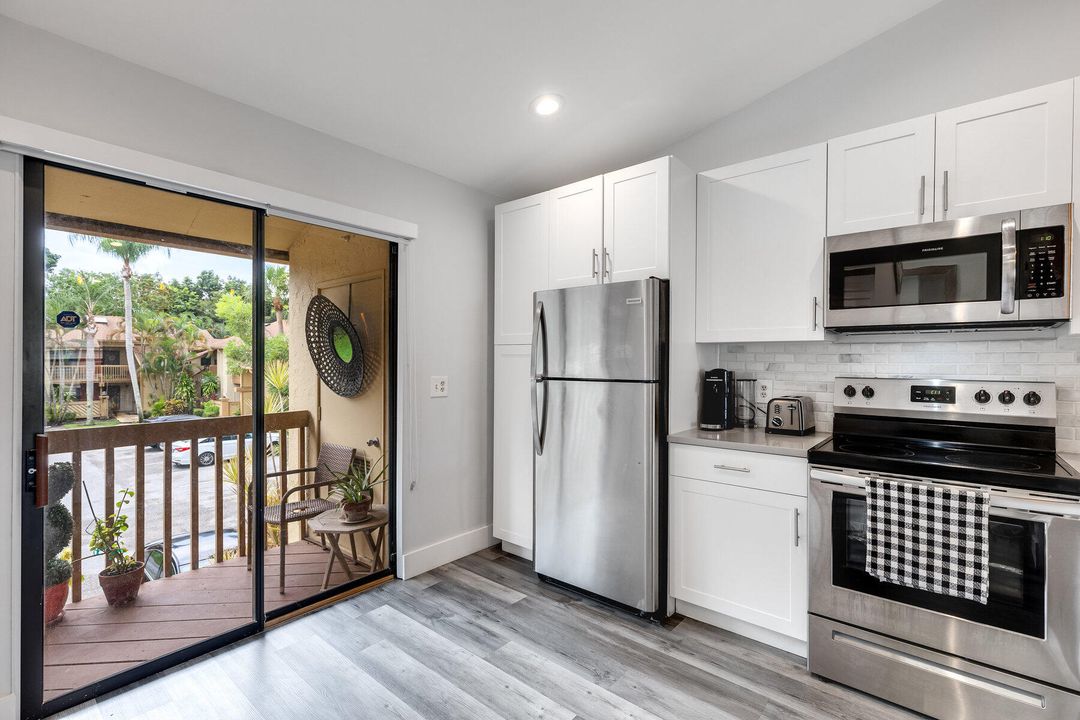 For Rent: $5,000 (3 beds, 2 baths, 1300 Square Feet)