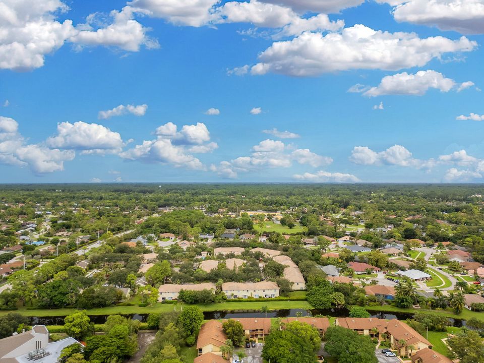 For Rent: $5,000 (3 beds, 2 baths, 1300 Square Feet)