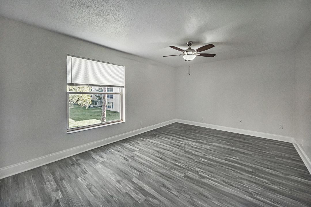 For Sale: $225,000 (2 beds, 2 baths, 1023 Square Feet)