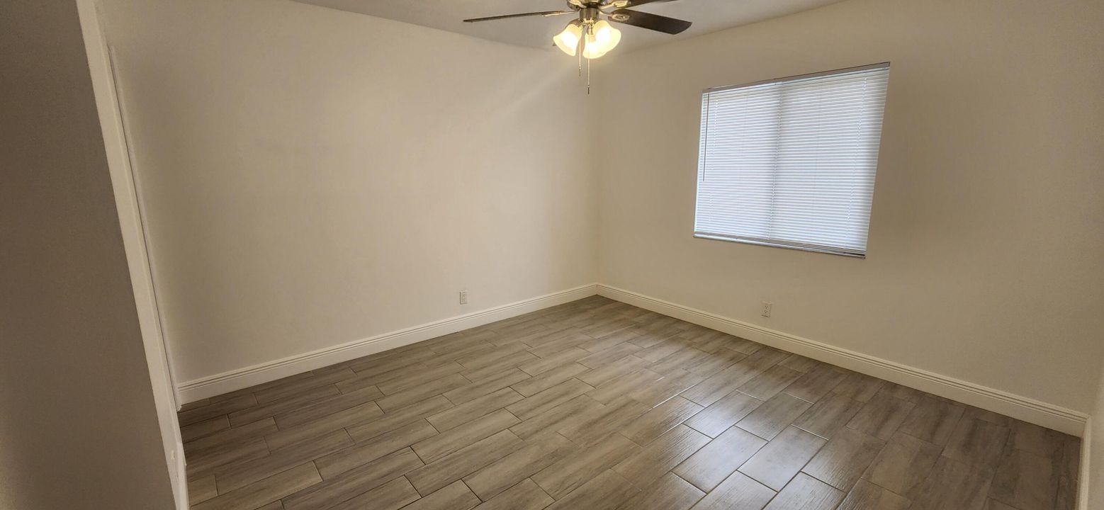 For Rent: $2,450 (2 beds, 2 baths, 1100 Square Feet)