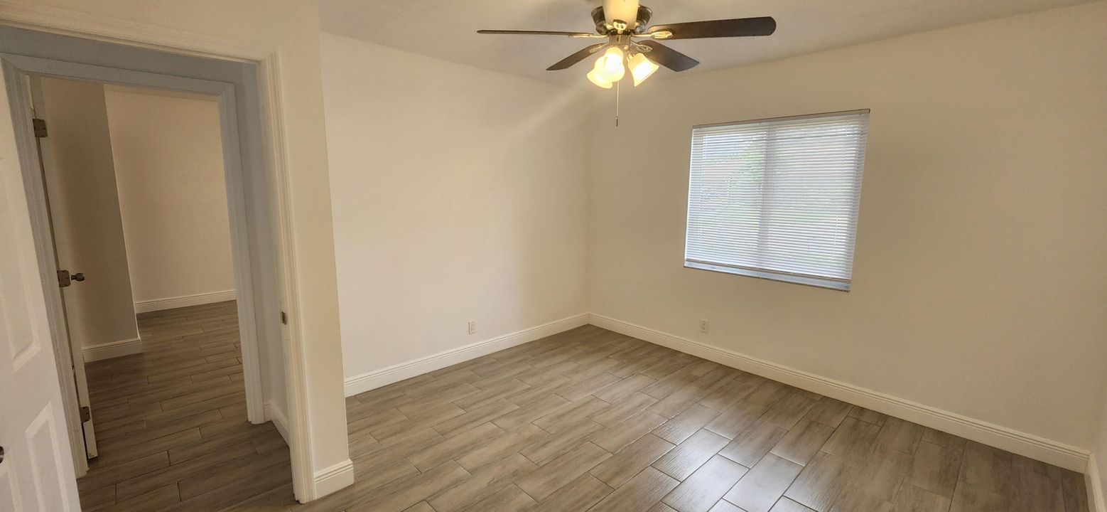 For Rent: $2,450 (2 beds, 2 baths, 1100 Square Feet)