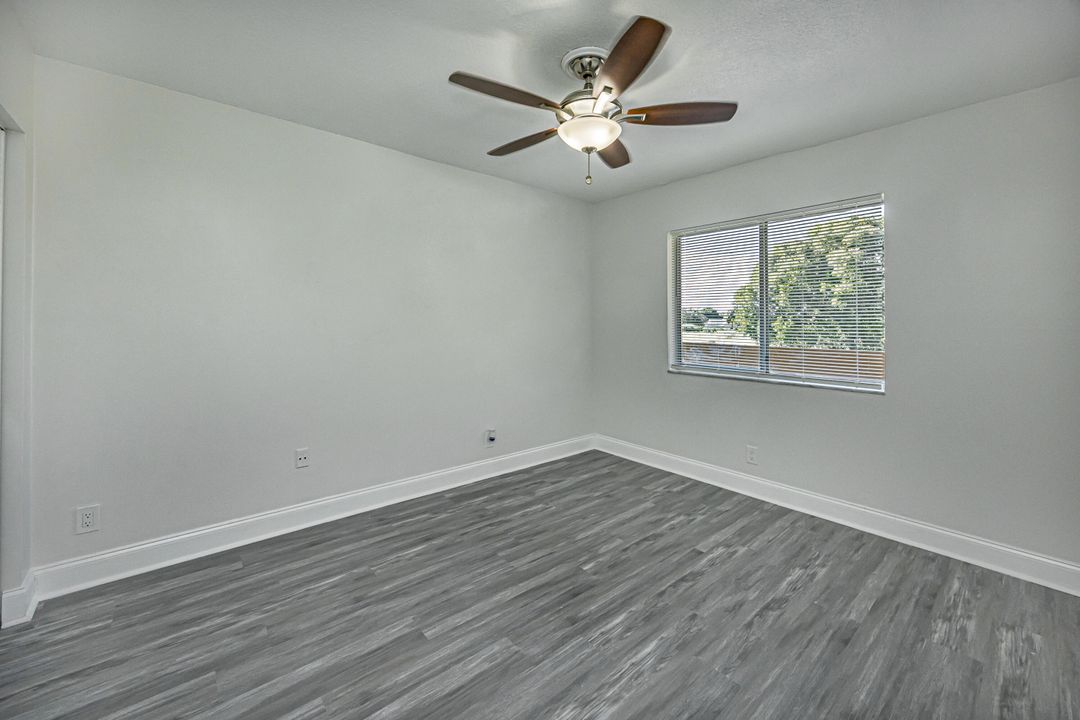 For Sale: $225,000 (2 beds, 2 baths, 1023 Square Feet)