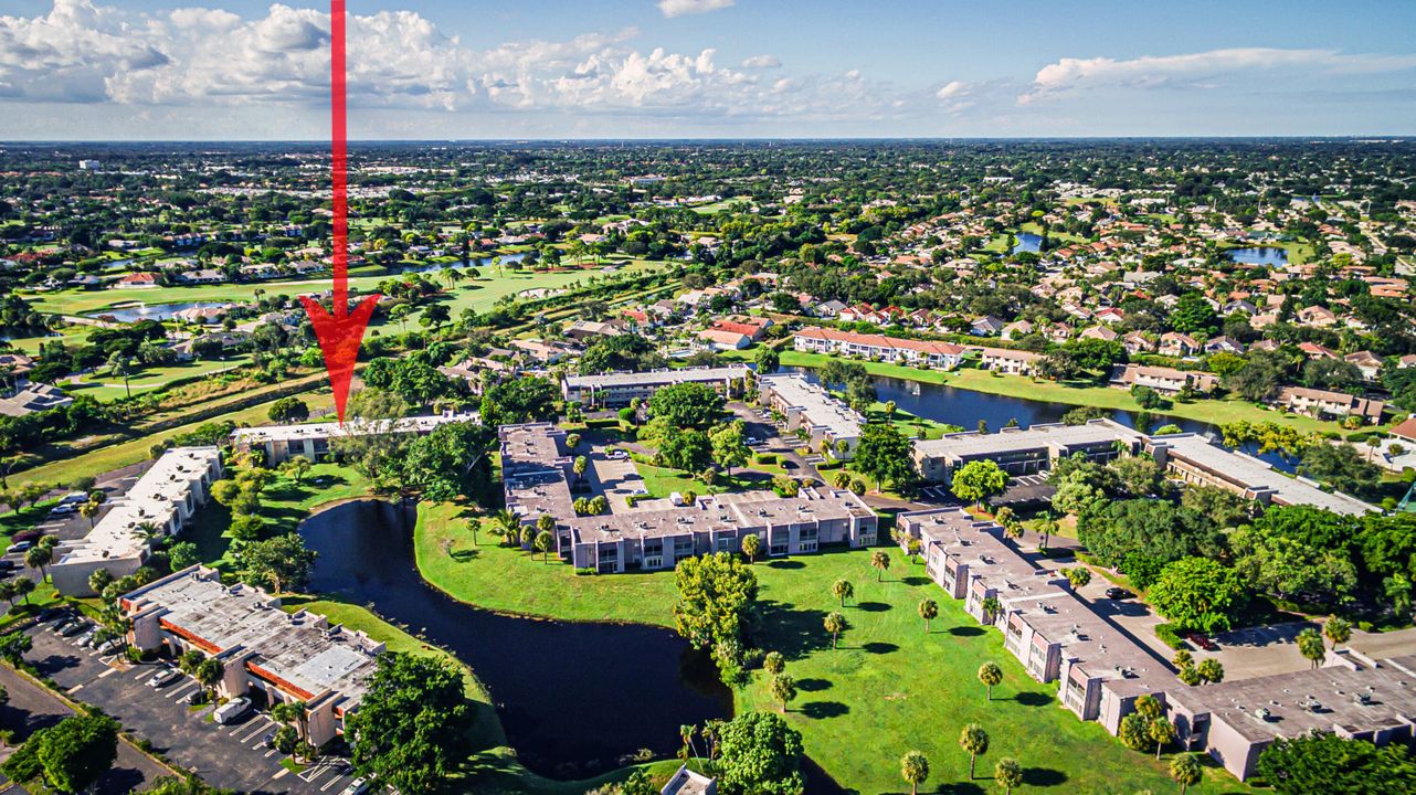 For Sale: $225,000 (2 beds, 2 baths, 1023 Square Feet)