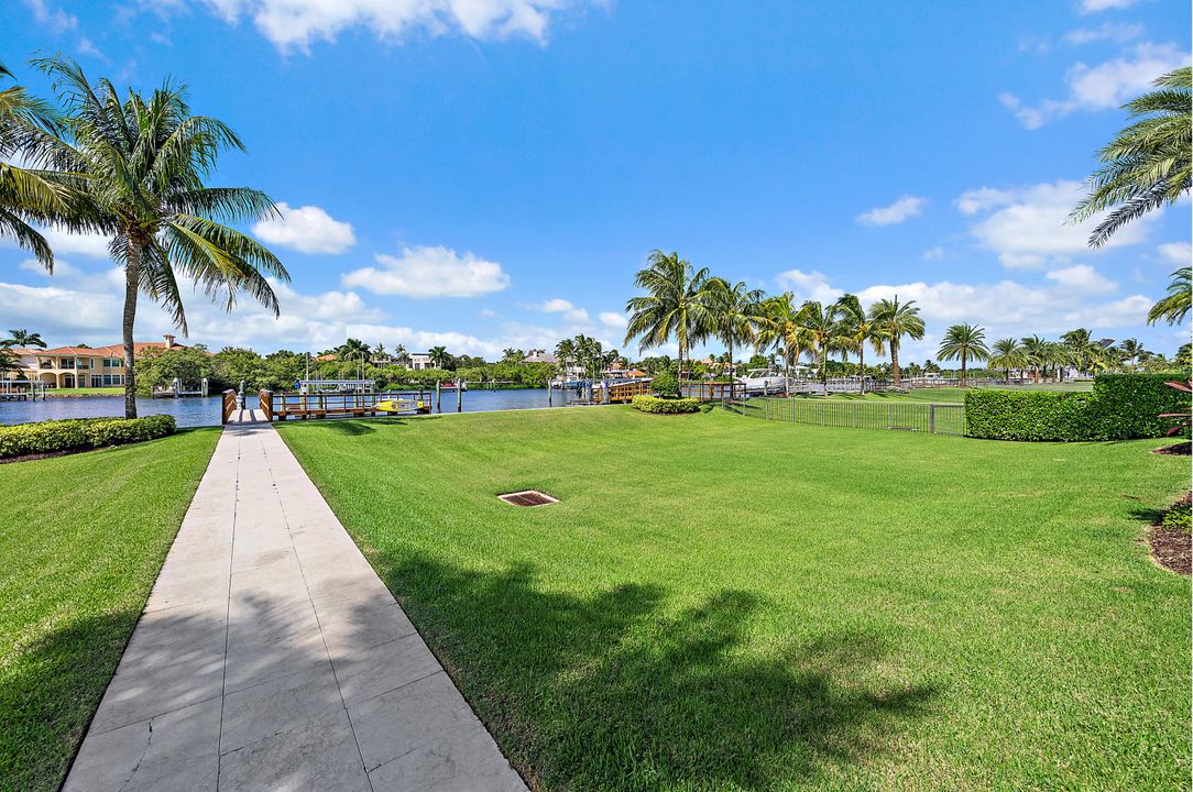 For Sale: $14,250,000 (5 beds, 6 baths, 6471 Square Feet)