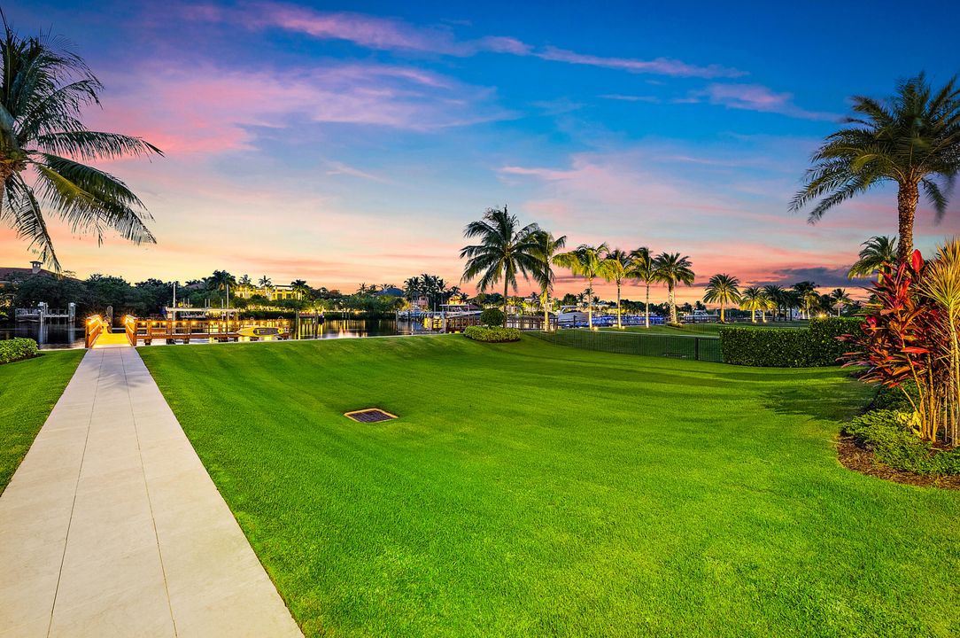 For Sale: $14,250,000 (5 beds, 6 baths, 6471 Square Feet)