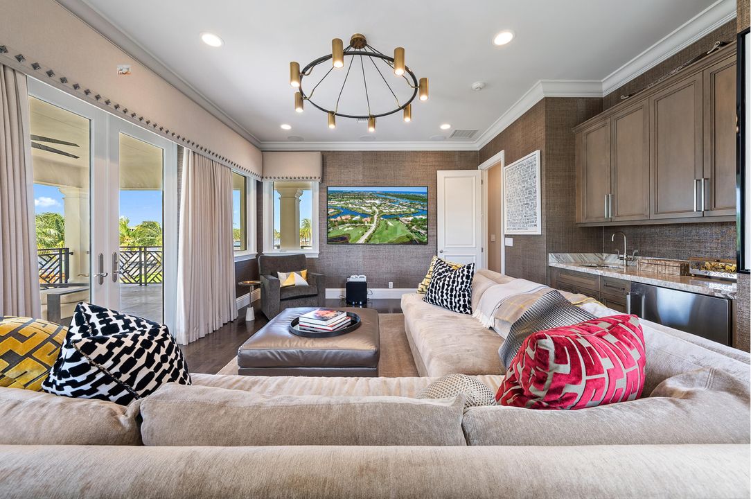 For Sale: $14,250,000 (5 beds, 6 baths, 6471 Square Feet)