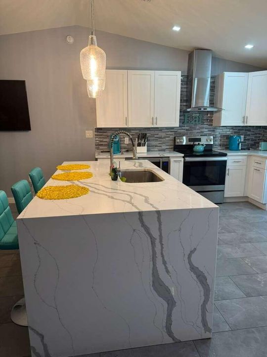 В аренду: $1,800 (3 спален, 1 ванн, 1248 Квадратных фут)