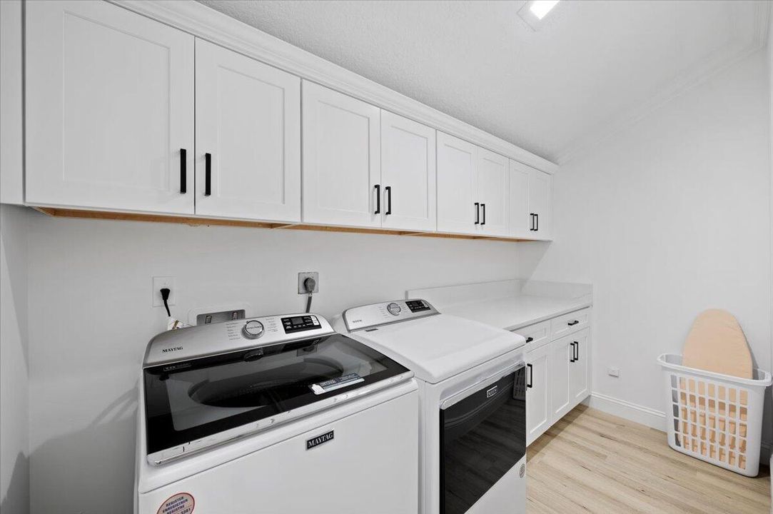 For Rent: $6,900 (2 beds, 2 baths, 1550 Square Feet)