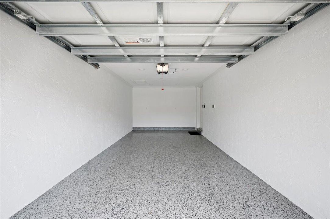 For Rent: $6,900 (2 beds, 2 baths, 1550 Square Feet)