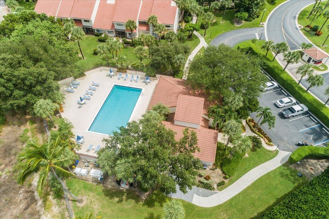 For Rent: $6,900 (2 beds, 2 baths, 1550 Square Feet)