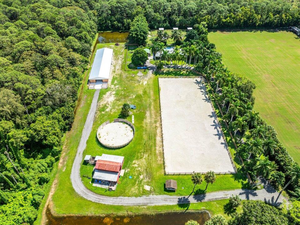 For Sale: $2,495,000 (3 beds, 2 baths, 2320 Square Feet)