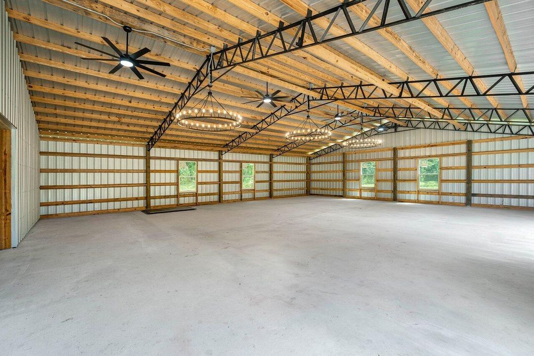 For Sale: $2,495,000 (3 beds, 2 baths, 2320 Square Feet)