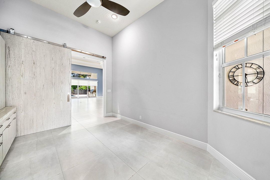 En Venta: $2,995,000 (3 camas, 3 baños, 3636 Pies cuadrados)