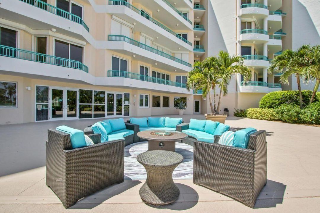 For Rent: $12,000 (3 beds, 2 baths, 1696 Square Feet)