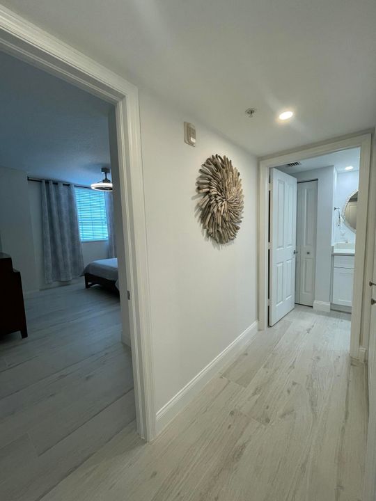 For Rent: $4,350 (2 beds, 2 baths, 1390 Square Feet)