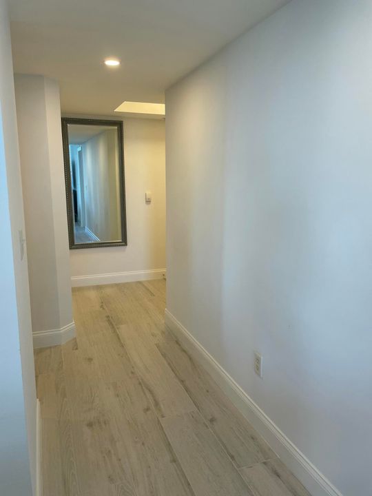 For Rent: $4,350 (2 beds, 2 baths, 1390 Square Feet)