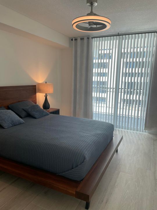 For Rent: $4,350 (2 beds, 2 baths, 1390 Square Feet)