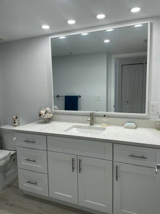 For Rent: $4,350 (2 beds, 2 baths, 1390 Square Feet)