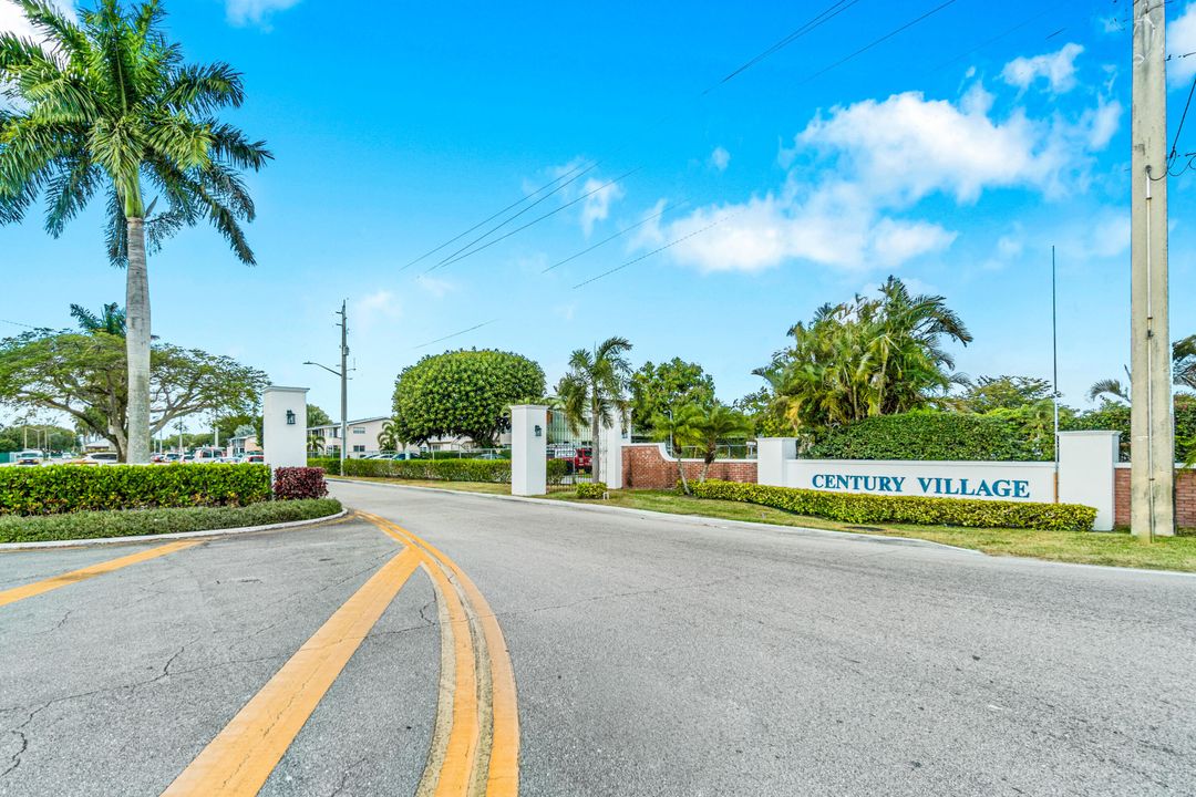 For Sale: $125,000 (1 beds, 1 baths, 646 Square Feet)