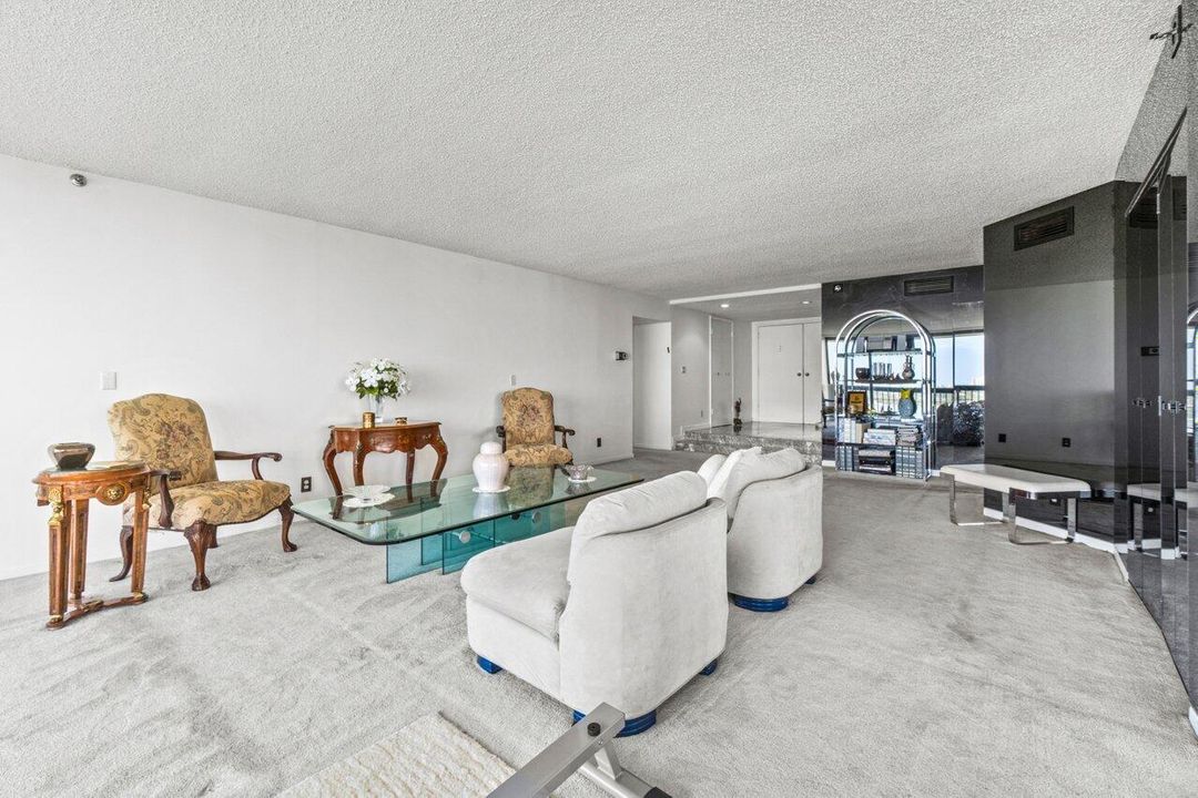 For Rent: $3,700 (3 beds, 2 baths, 2250 Square Feet)