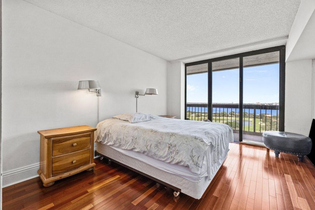 For Rent: $3,700 (3 beds, 2 baths, 2250 Square Feet)