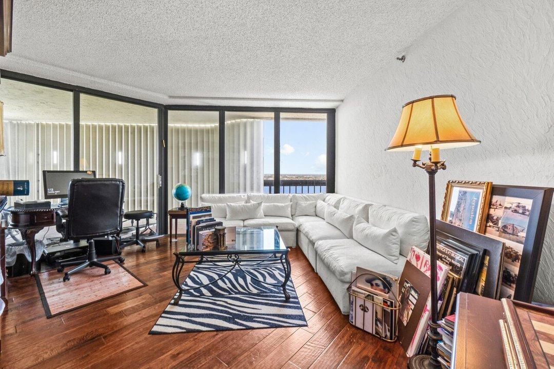 For Rent: $3,700 (3 beds, 2 baths, 2250 Square Feet)