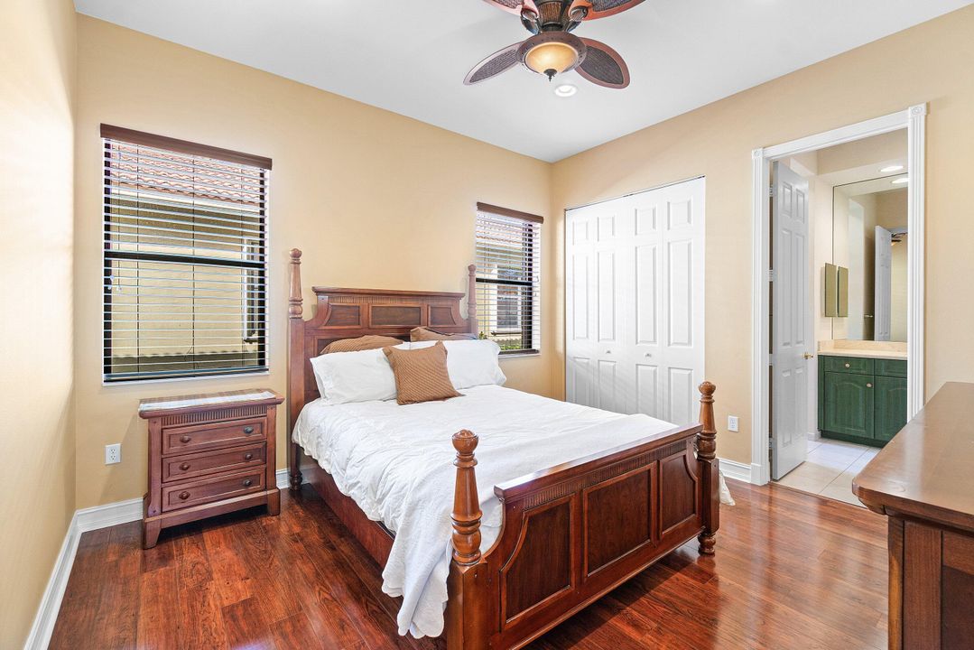 Activo con contrato: $765,000 (4 camas, 2 baños, 2894 Pies cuadrados)